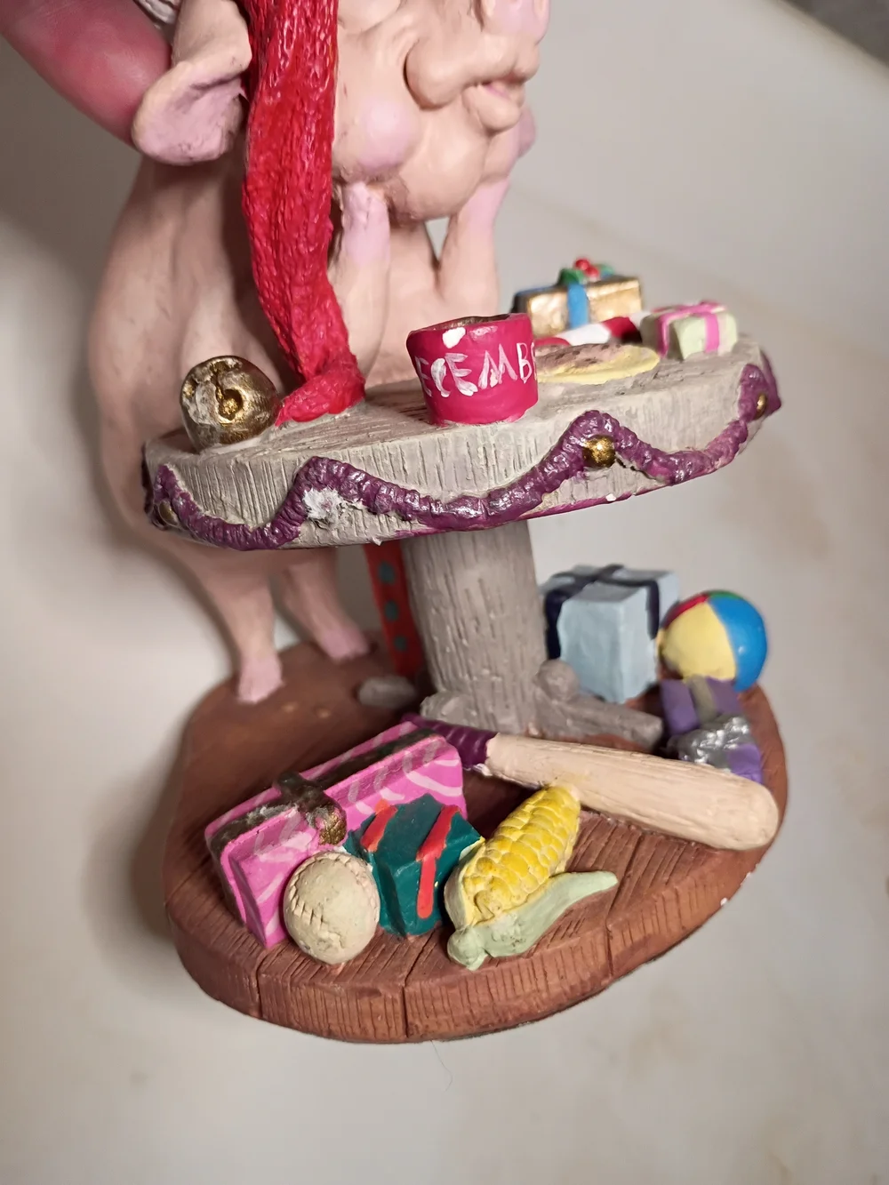 1993 Character Collectibles Pig A Month December Figure